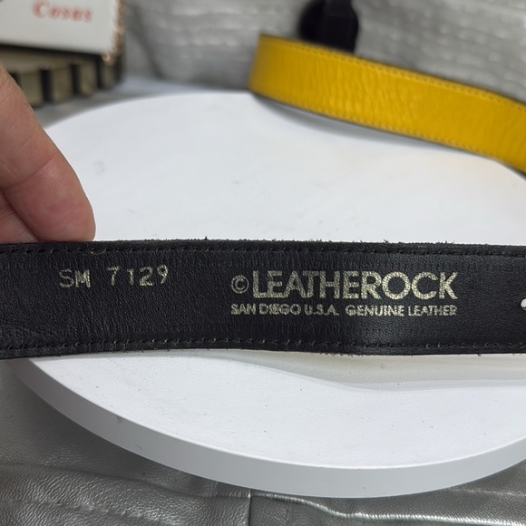 (H) Leatherock 7129 Vintage Yellow BeltWestern-style gold buckle leather, Sz S/M - Picture 3 of 14